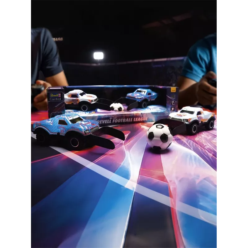 Revell Control 24689 Football League auto na diaľkové ovládanie, 1:22, elektrické, pre začiatočníkov