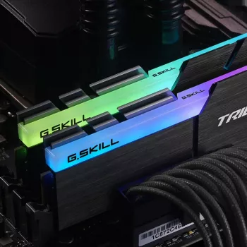 DIMM 32 GB DDR4-3200 (2x 16 GB) Dual-Kit, operačná pamäť čierna, F4-3200C16D-32GTZR, Trident Z RGB, INTEL XMP