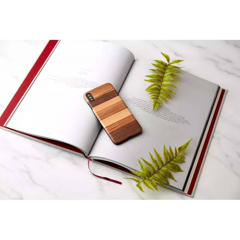 Puzdro na smartphone man and wood pre iPhone XS Max — čierna