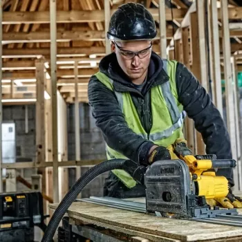 DEWALT DCS520T2 ručná kotúčová píla 54V 2x XR FLEXVOLT 6Ah TSTAK čierna, žltá