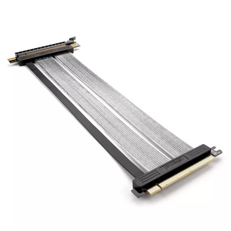 PCIe 4.0 riser kábel CableMod CM-CAB-PC4S-30K-R — 30 cm