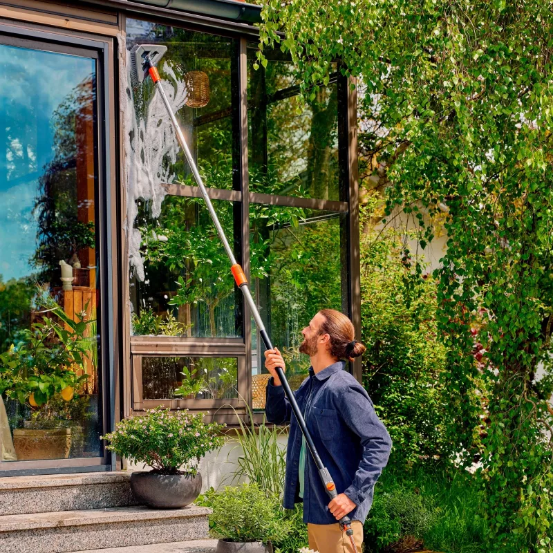 Teleskopická násada Gardena Cleansystem M-XL, 155–260 cm