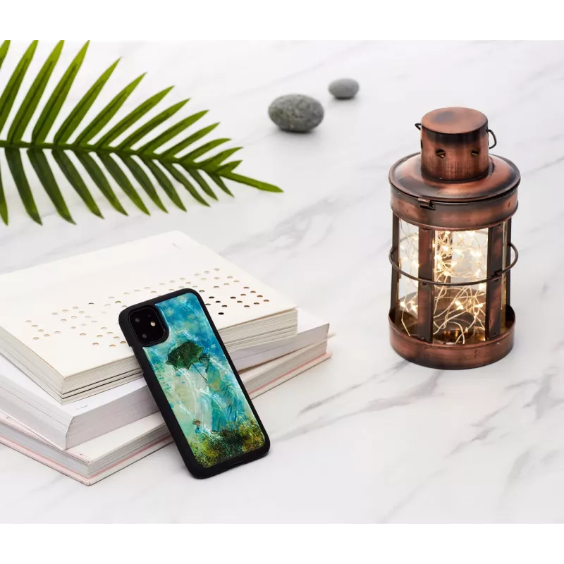 Puzdro na smartfón iKins pre iPhone 11 — čierny Camille dizajn, ochranné puzdro