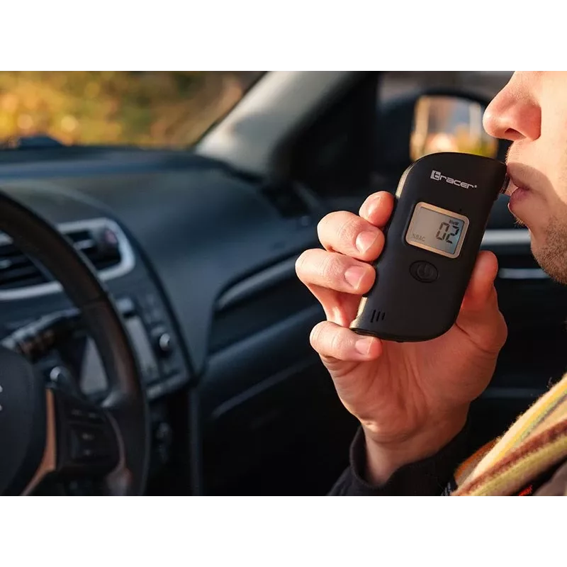 Tracer BreathEZ-1 polovodičový alkohol tester, čierny