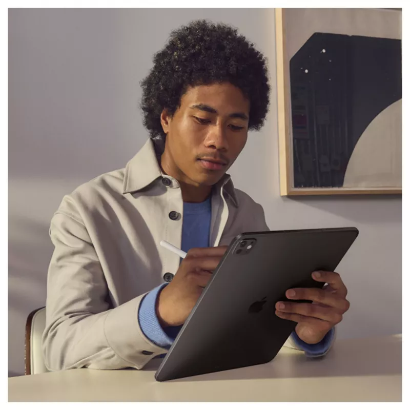 iPad Pro 11 M5, Space Black, 2TB, Wi-Fi + Cellular, štandardné sklo