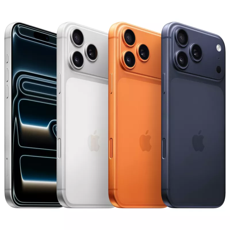 Apple iPhone 17 Pro Max 2TB strieborná (MFYY4ZD/A)