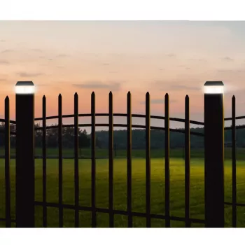 GB128 LED solárne svietidlo na stĺpiky plotu a do záhrady, čierna - zelená modrá