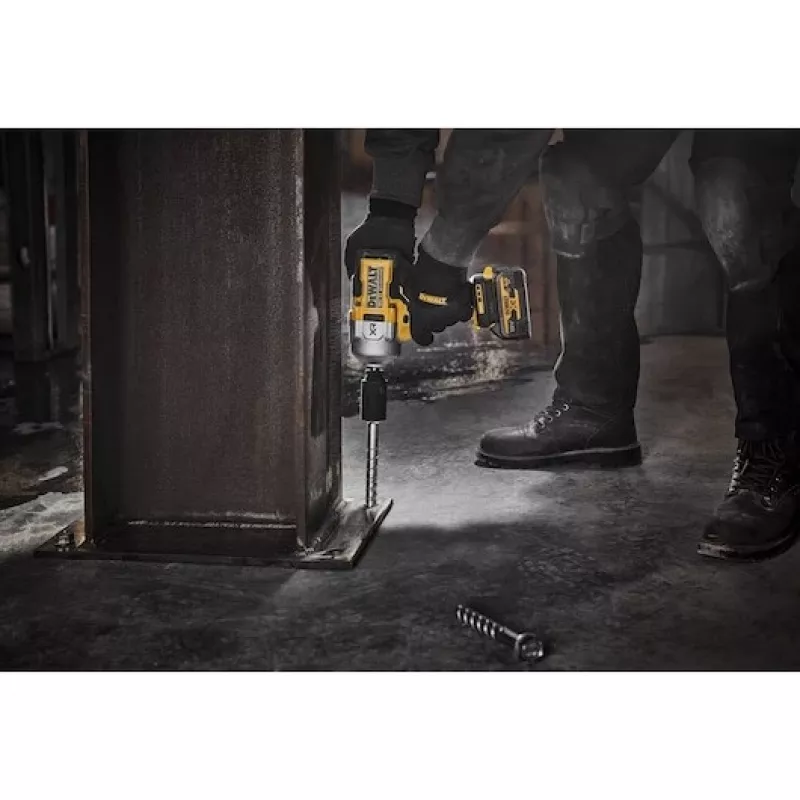 Rázový uťahovák DeWALT DCF961NT-XJ, 1200 RPM, 2372 N⋅m