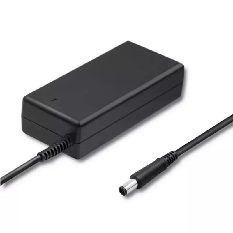 Qoltec 51519 (7,4 x 5,0 mm + Pin) 65 W 3,34 A 19,5 V AC nabíjačka pre Dell notebooky