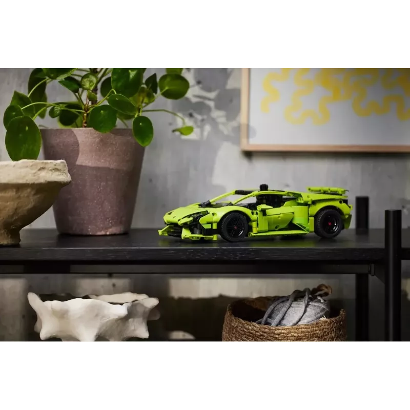 LEGO Technic stavebnica konštrukčného modelu Lamborghini Huracán Tecnica v mierke 1:10, 806 dielov, vek 9+