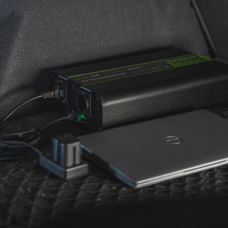 Green Cell menič napätia INVGC12 Auto 3000 W čierna