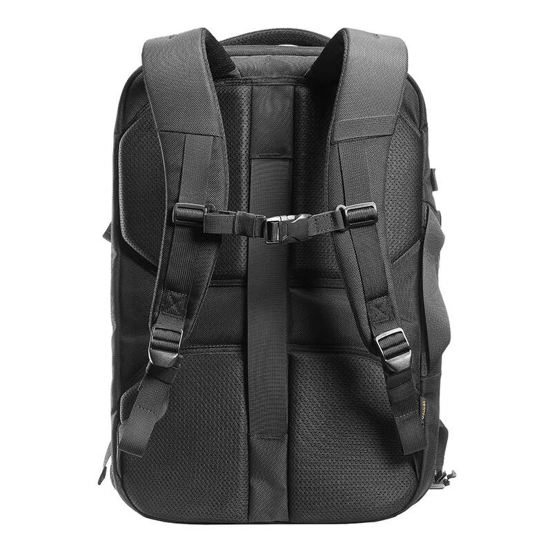 Cestovný batoh na notebook Tomtoc Navigator-T66 T66M1D1 (čierny) — na notebooky