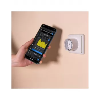 Smart zásuvka Shelly Plug S Gen3 — Wi‑Fi smart zásuvka s monitorovaním energie, typ F, 110–230 V, 2500 W, biela