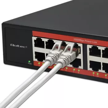 Sieťový switch QOLTEC 52364 — Gigabit Ethernet PoE 16xRJ45, 2xSFP