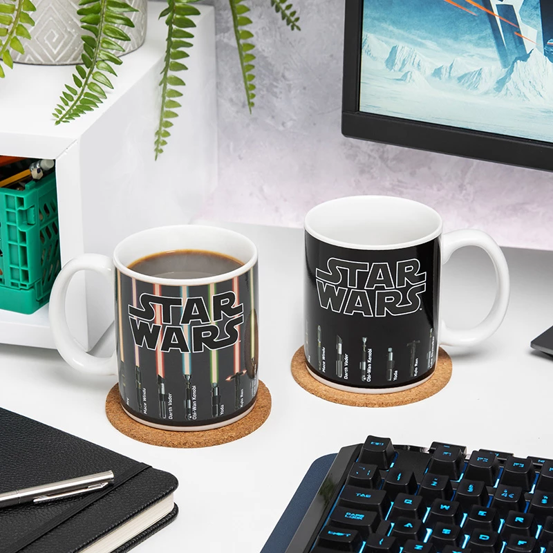 Paladone Star Wars Lightsaber tepelne meniaci hrnček