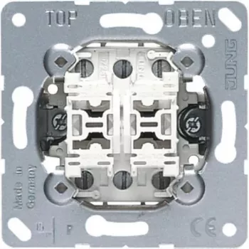 Spínací aktorový modul JUNG 509 U — mechanický modul nástenného vypínača