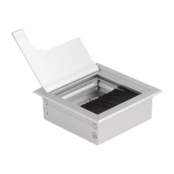 DeLOCK priechodka káblov na montáž na stôl s kefou 80x80x28mm strieborná