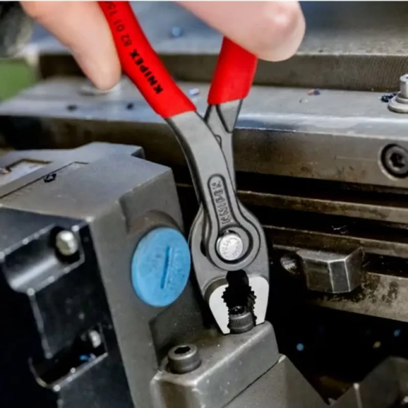 Kliešte Knipex 82 01 150 — dĺžka 150 mm, model 82 01 150