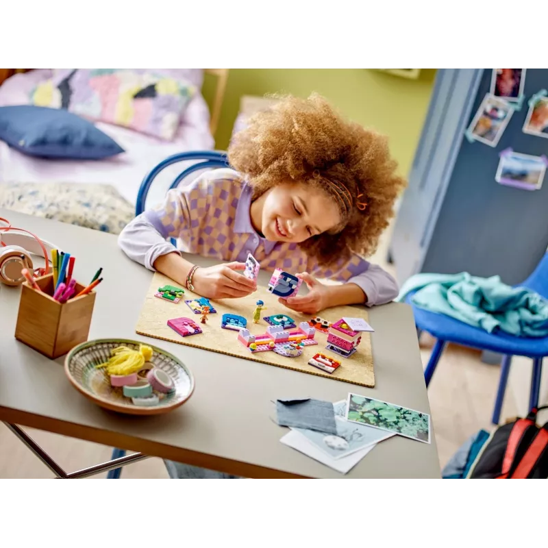 Stavebná hračka LEGO Disney Pixar V hlave 2 kocky pocitov set 43248