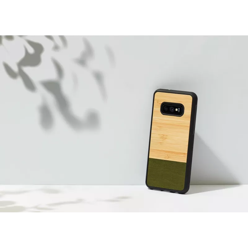 Puzdro na mobil man and wood SmartPhone pre Galaxy S10e Bamboo Forest čierna