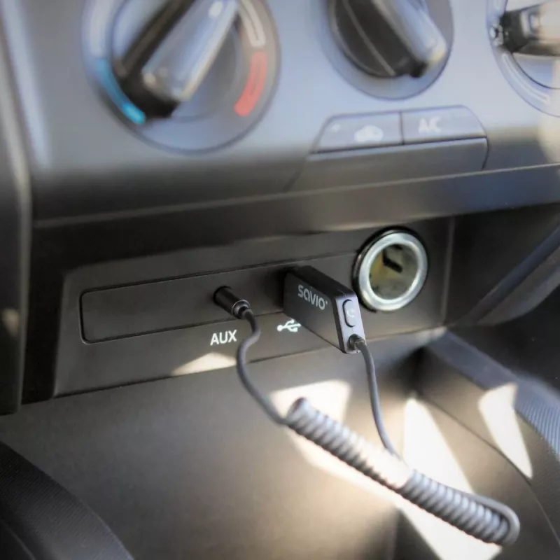 Savio TR-16 vysielač AUX adaptér s funkciou handsfree, Bluetooth 5.3, Google Assistant/Siri