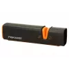 Fiskars Roll Sharp ostrič nožov