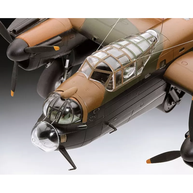 Revell Lancaster B. III Dambusters (04295) 1:72 mierka lietadlo plastový model stavebnica