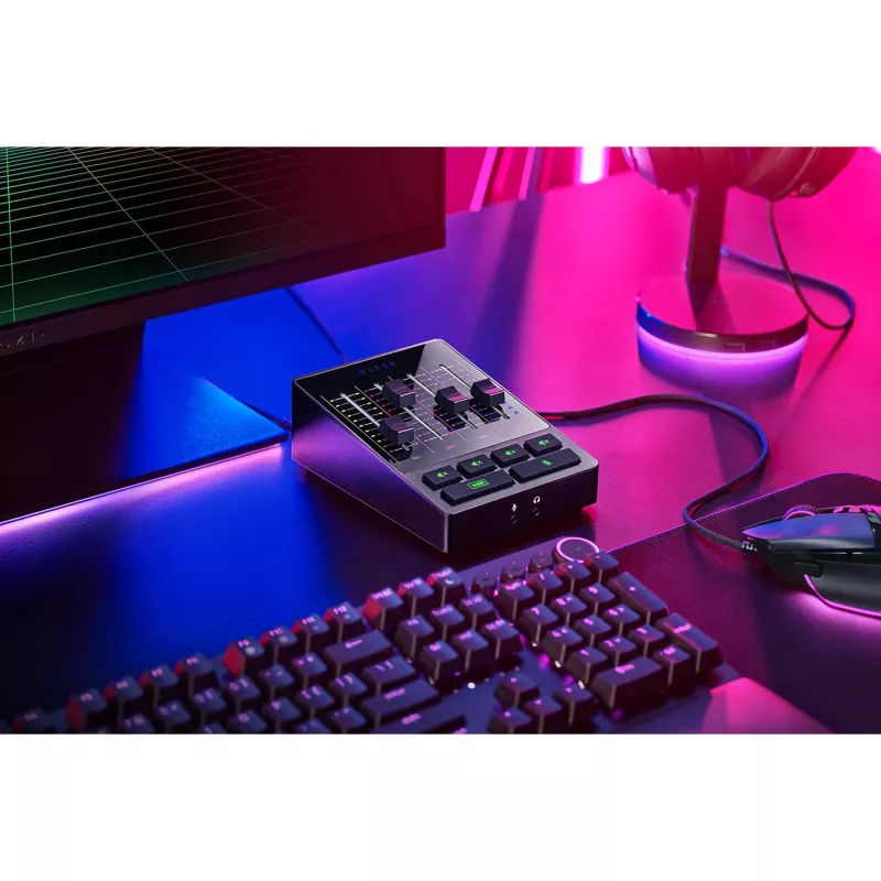 Razer digitálny mixpult 4-kanálový (RZ19-03860100-R3M1)
