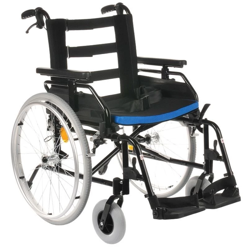 Skladací invalidný vozík MDH Cameleon 18' — kompaktný prenosný vozík
