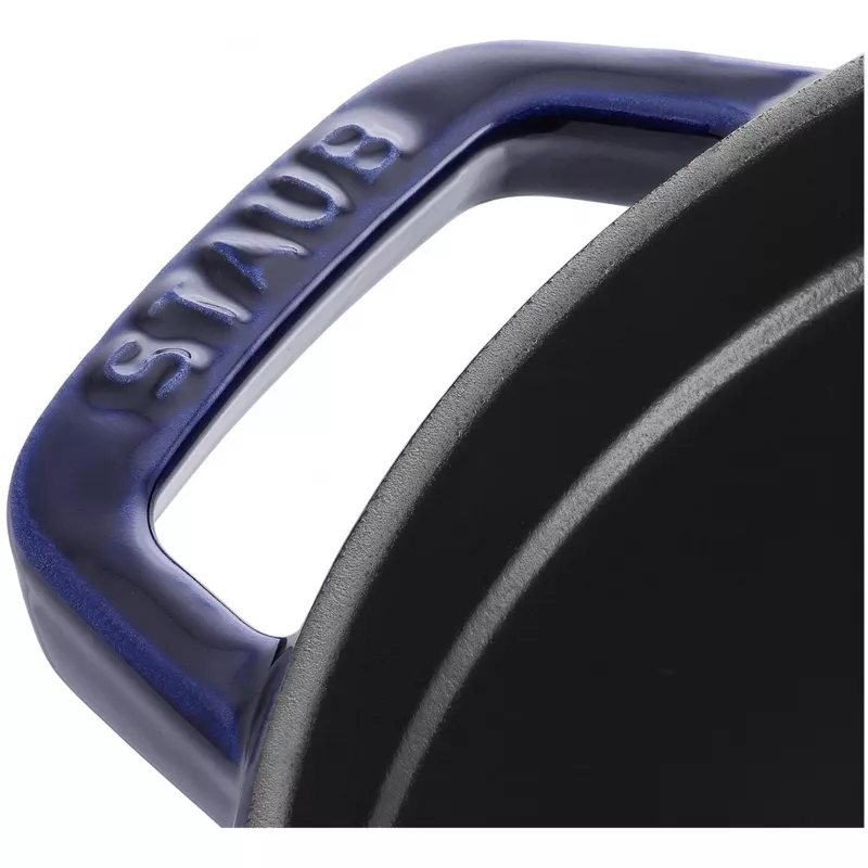 Liatinový kochlík Staub 26 cm okrúhly, tmavomodrý