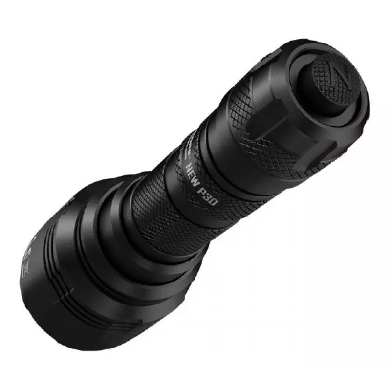 Poľovnícka baterka Nitecore NEW P30 — 1000 lm, 5000 mAh, USB nabíjateľná, IP68, hliník, 155,5 mm, 158,5 g