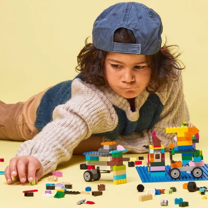 LEGO stavebná doska 11025 — modrá základná doska 32x32 výstupkov, 250×250 mm