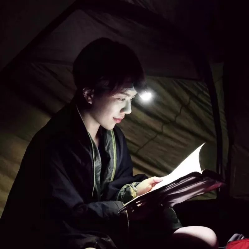 Čelová lampa Nextool NE20005 nabíjateľná LED čelovka 170 lm, USB-C, 37,8 g, ABS, oblaková modrá
