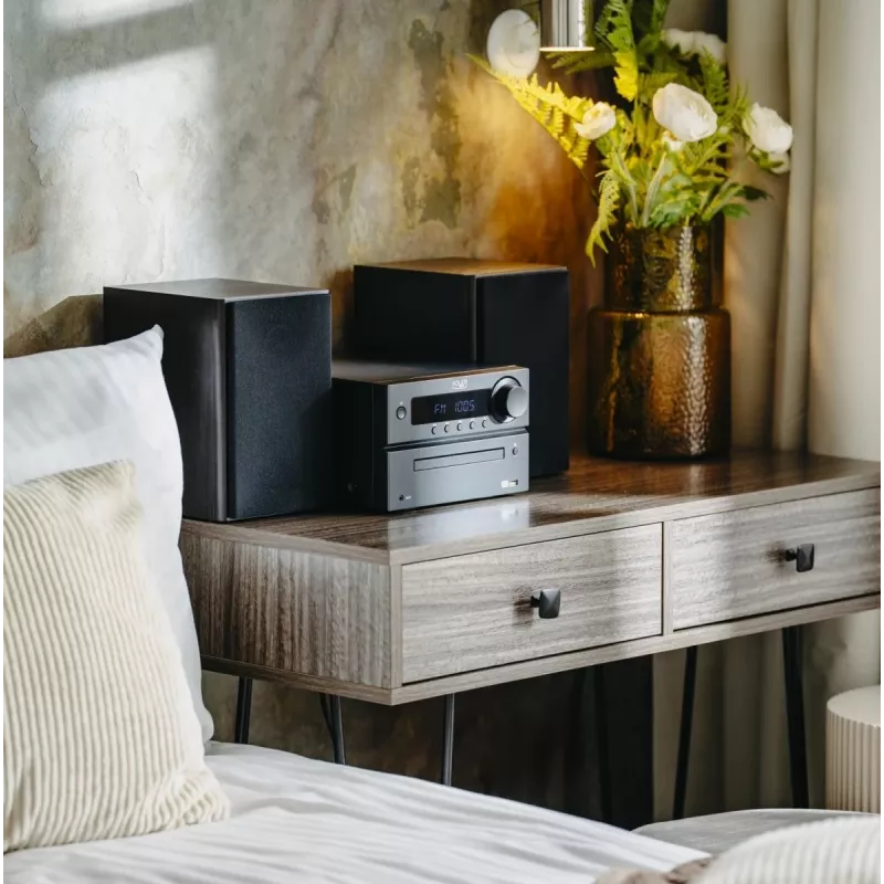 Mini Hi‑Fi stereo systém Adler AD 1917 — Bluetooth V5.3, CD/USB/MP3, 2×25 W RMS, FM tuner, 4‑pásmový ekvalizér, AUX, čierny
