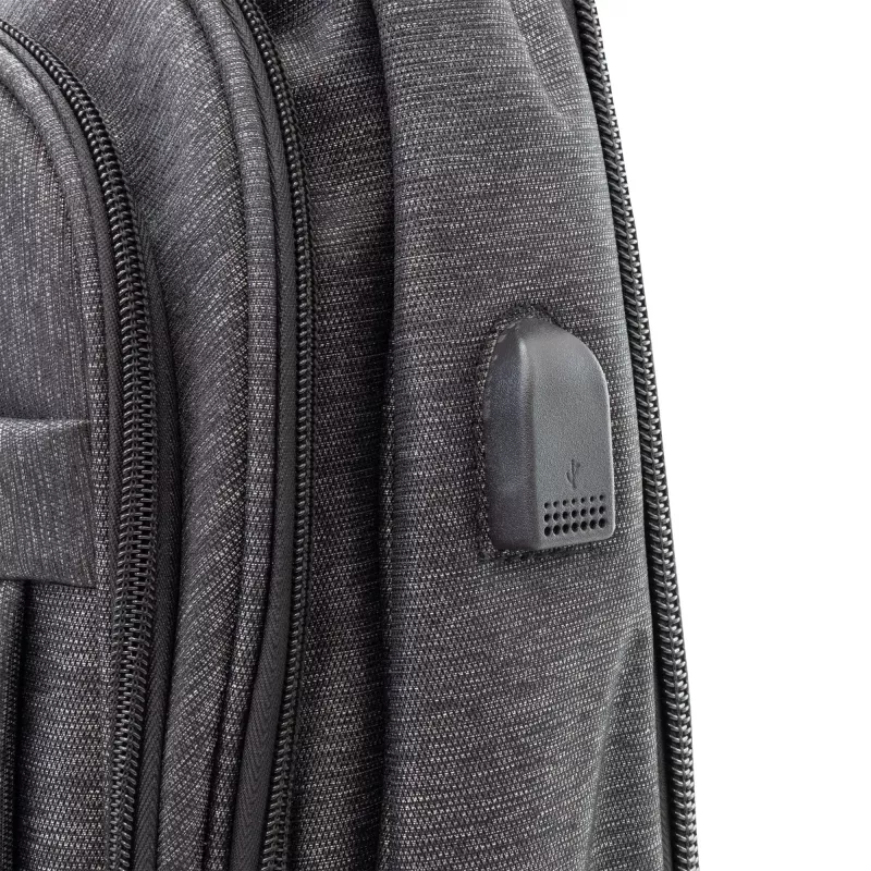 Batoh SBOX Amsterdam 18 (model NSS-00280) — kompaktný mestský batoh, objem 18 l
