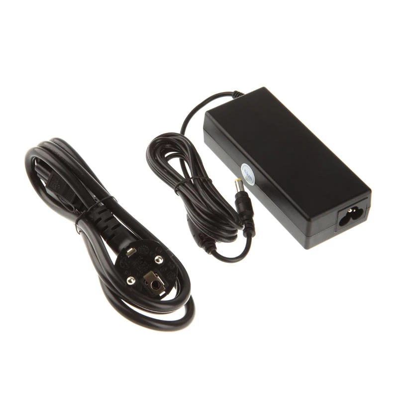 Napájací adaptér Akasa 65W NUC a mini-ITX