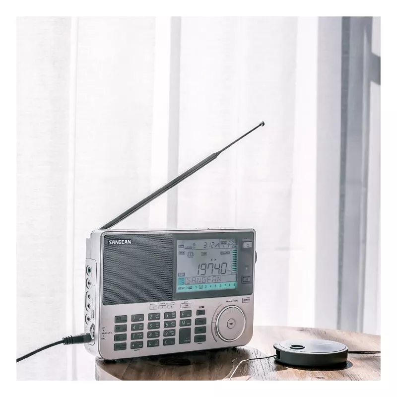 Prenosné rádio Sangean ATS-909 X2 — biela — AM FM SW digitálny tuner
