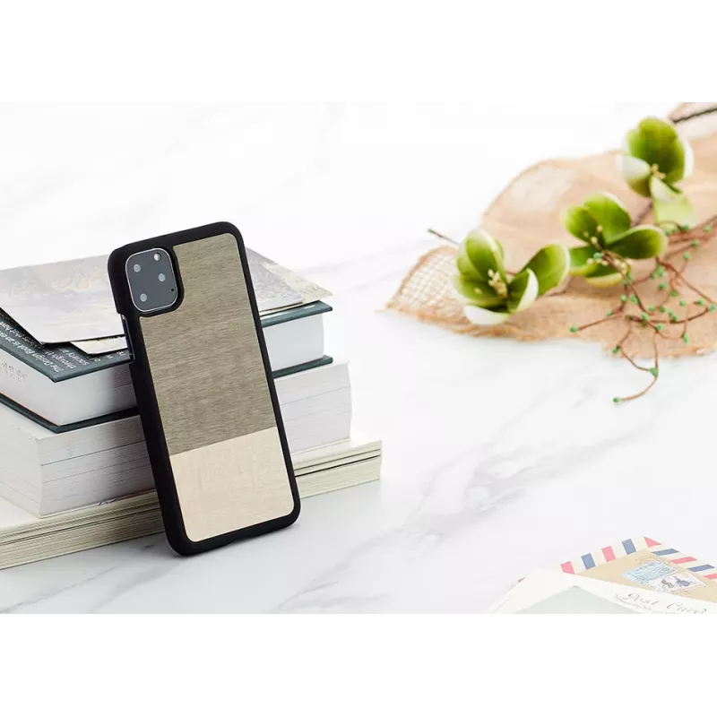 Puzdro na smartphone man and wood pre iPhone 11 Pro Max – čierna, ochranné puzdro