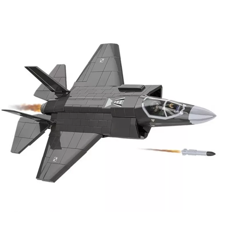 Stavebnica Cobi F-35A Lightning II — 605 dielov, model v mierke