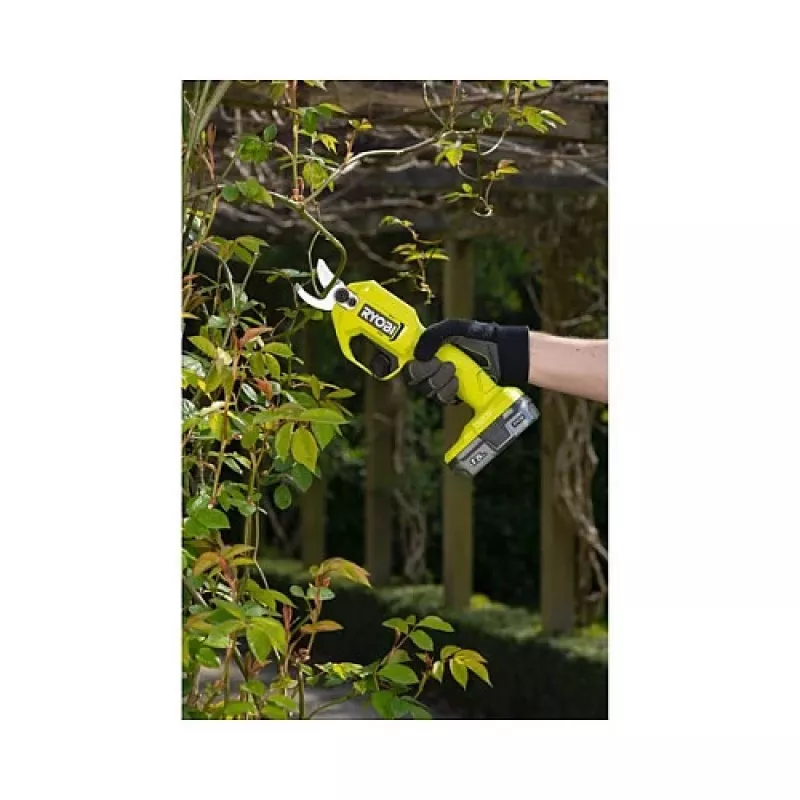 Ryobi nožnice na konáre