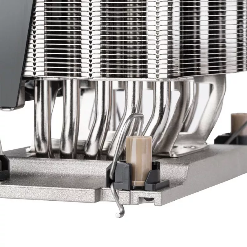 Silverstone SST-XE04-4677VB CPU chladič, Intel socket 4677 - strieborný