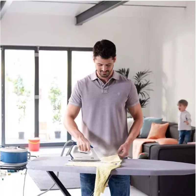 Braun CareStyle Compact IS 2143 BL 2400 W 1,5 L EloxalPlus žehliaca plocha modrá, biela
