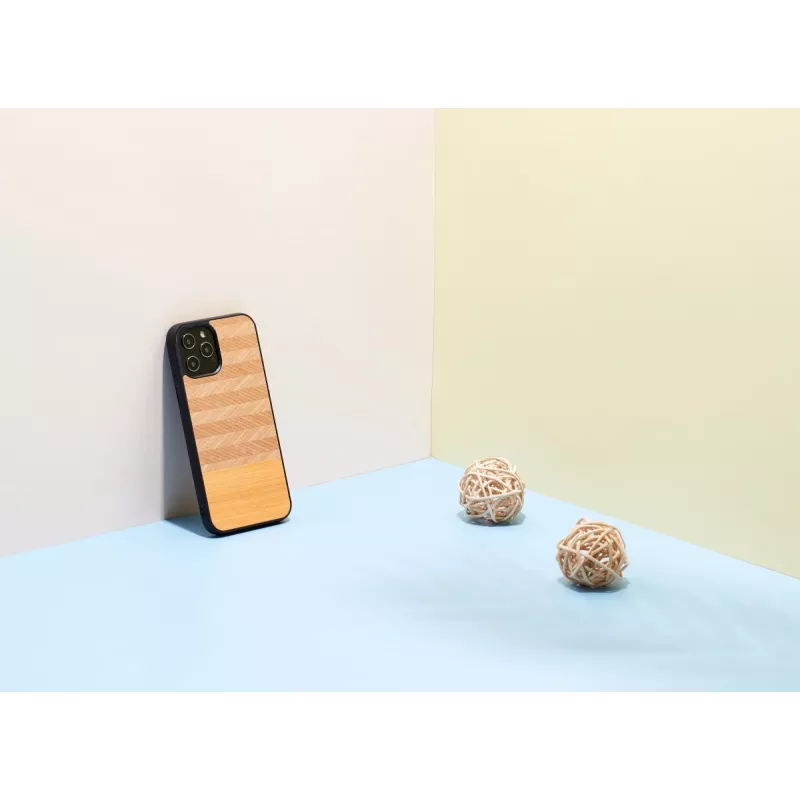 Puzdro na telefón Man and Wood pre iPhone 12 / 12 Pro — rybí vzor, čierna