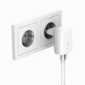 Belkin WCB007vfWH smartfón, tablet biela AC rýchle nabíjanie interiér
