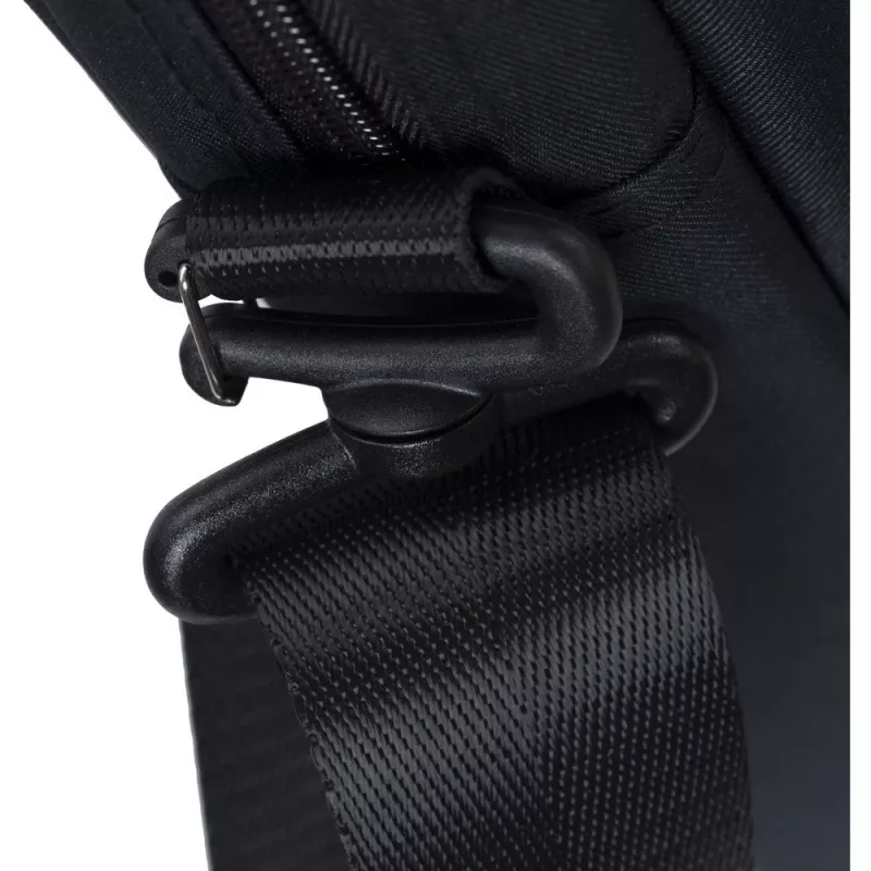 Taška cez rameno Rivacase Biscayne 39,6 cm (15,6 palcov) čierna