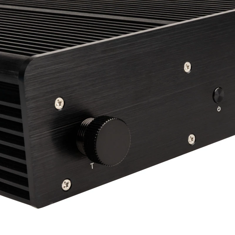 Server Akasa Pascal TN Rack čierny