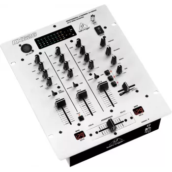 Behringer DX626 DJ mixážny pult