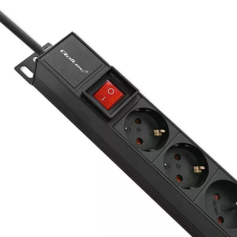 Qoltec hliníkový PDU pre RACK | 16A | 16 x Schuko | vertikálny | 1,8 m