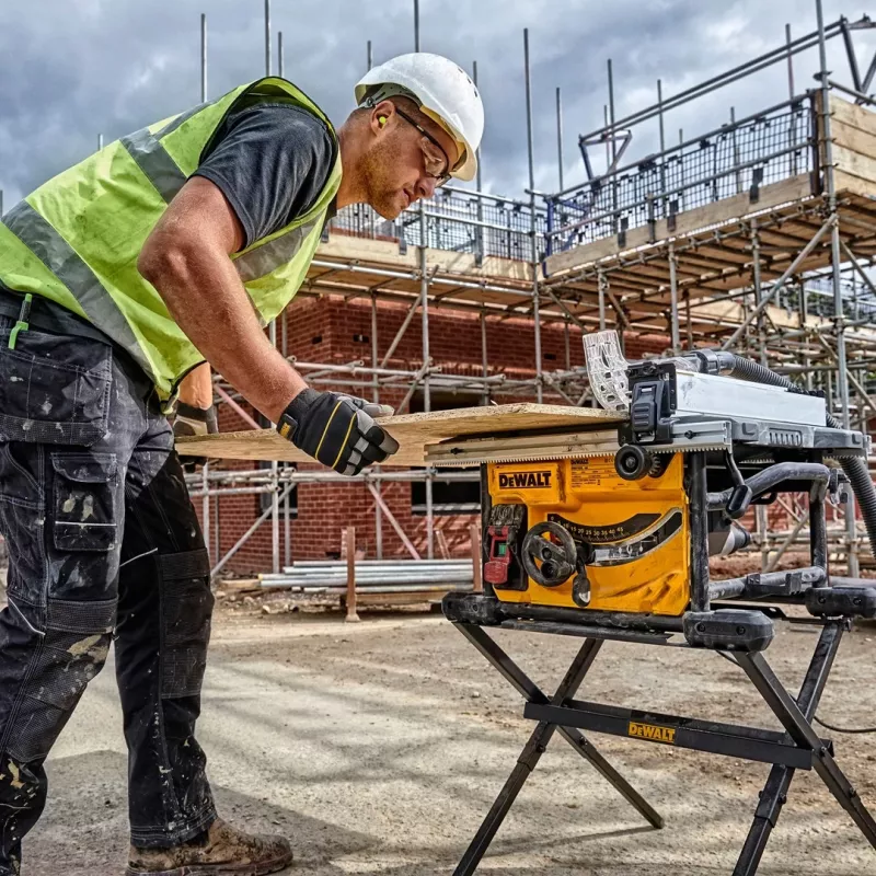 DeWALT DWE7485 210mm káblová stolová kotúčová píla, 230V, Type-C - Euro konektor
