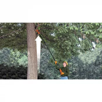 Hochentaster Black & Decker GPC1820L20, 18V 2Ah zabudovaná batéria, 20 cm lišta, 3,7 kg